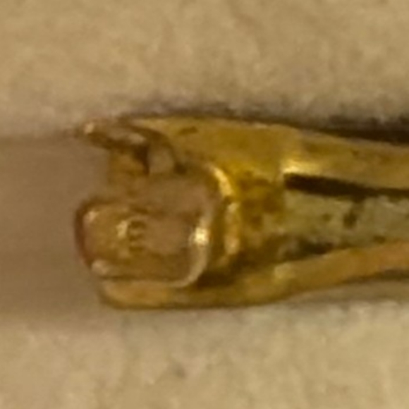 Early century 10K yellow gold etched pin bar 1 7/8" 1.8gm - Picture 5 of 7